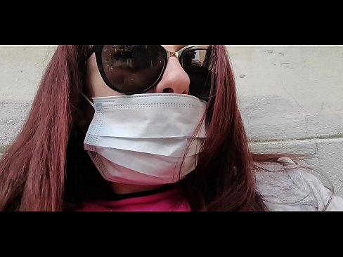 ❤️ Nicoletta analipiza kisasi kwa jirani yake na kukojoa kwenye karakana yake (Karantini Maalum ya Covid19 ya Italia) Ponografia tu ❤